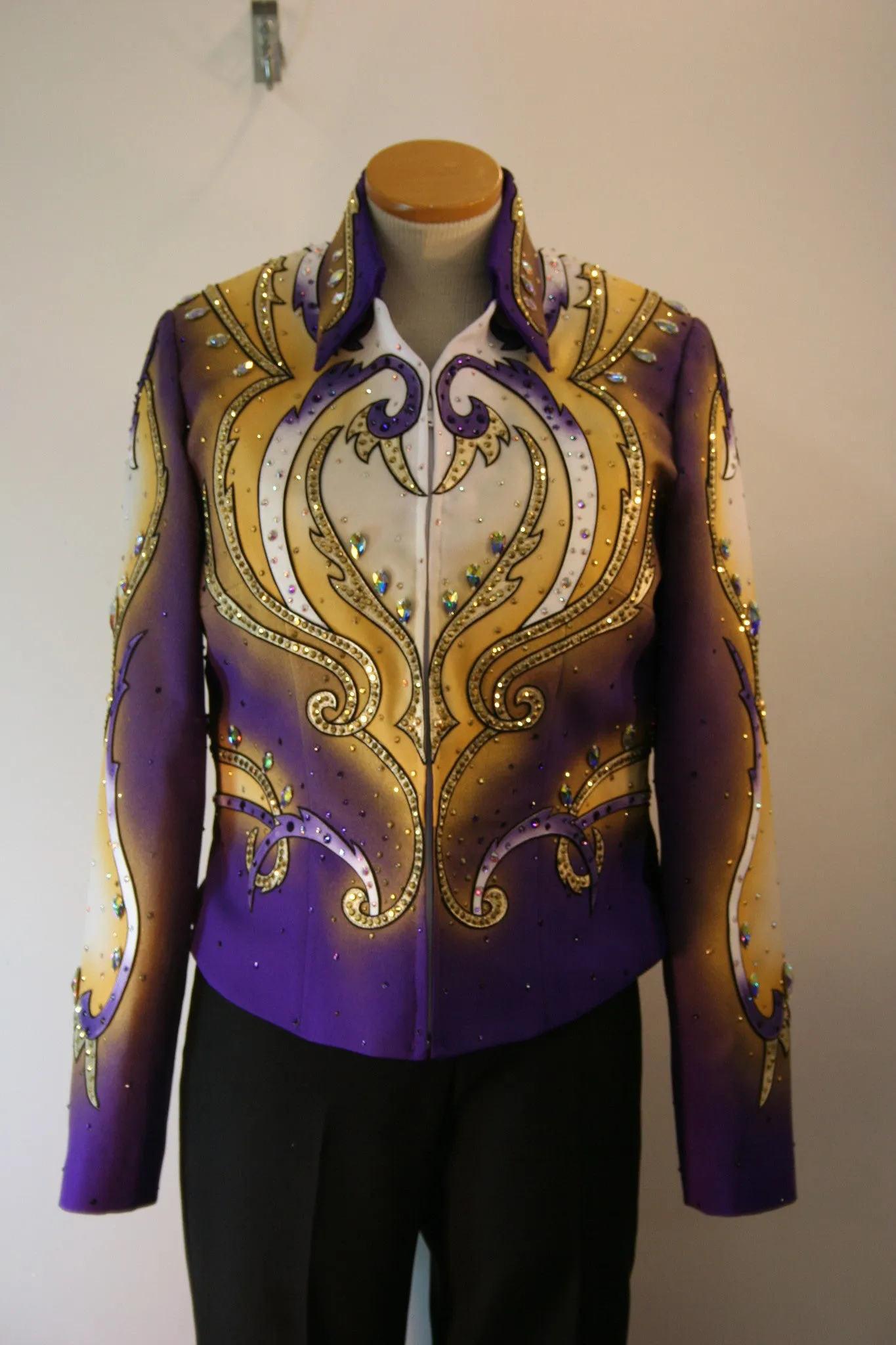 Jelly Purple/Bronze/ivory Showmanship/Pleasure Outfit, Ladies L  0512ABC