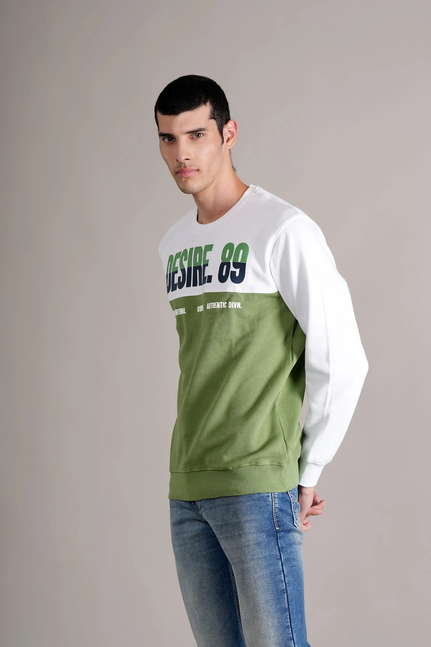 Men's Green Printed Full Sleeves Round Neck T-shirt