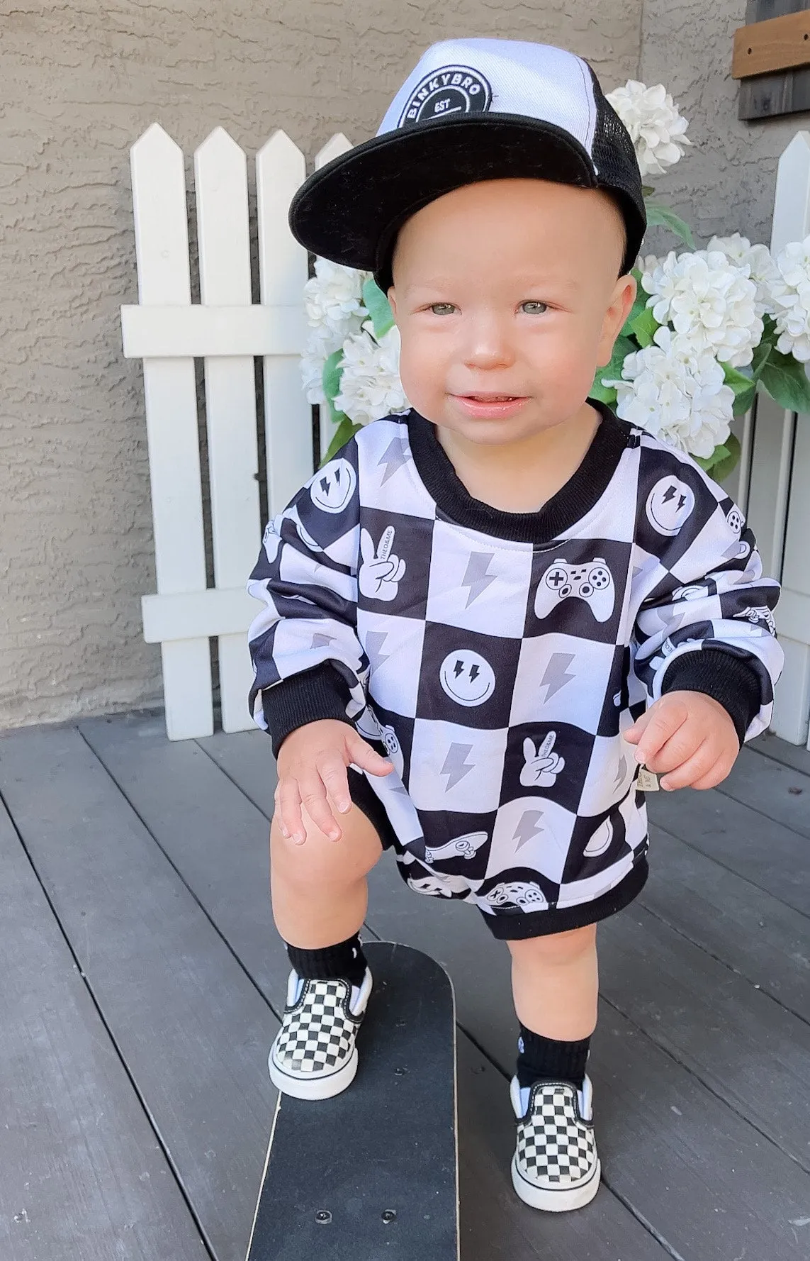 Theo & Me Gamer Black & White Color Block Bubble Romper